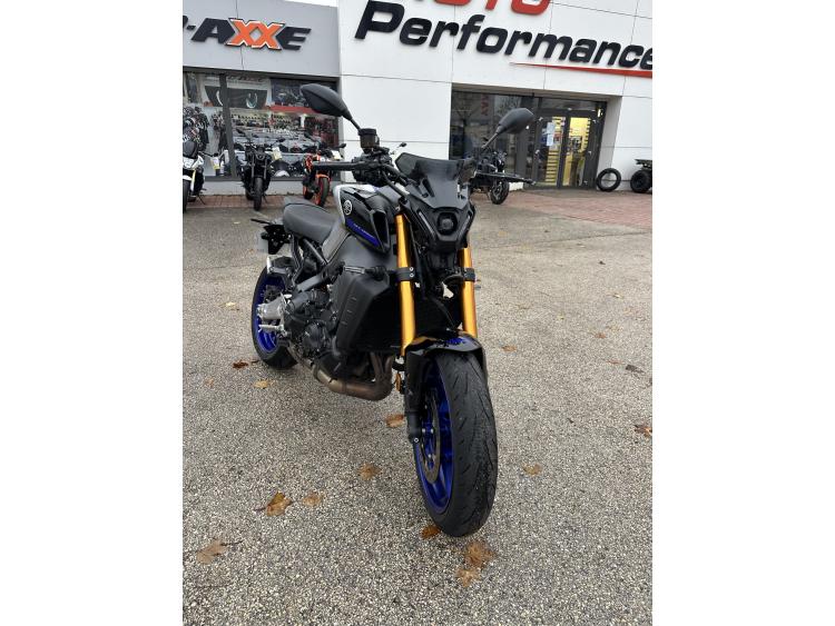 YAMAHA MT-09 SP full